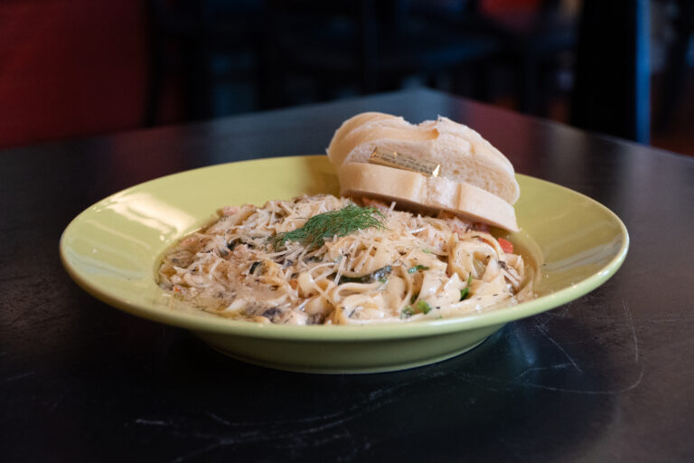 Seafood Alfredo
